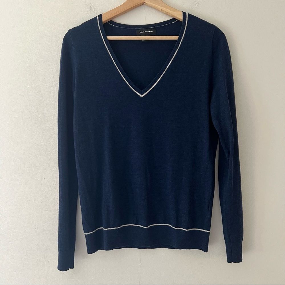Club Monaco Sweater V-neck Wool Blue Size Medium Preppy Tennis Prep Gatsby